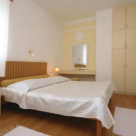 Holiday home Gorgeous In Brodarica With Kitchen Brodarica (Sibenik-Knin)