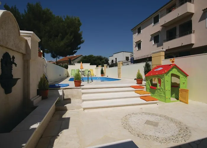 2 * ברודאריצה